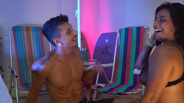 Play MP4 - Entrevista com a argentina de Floripa Iara Sanchez - Cai&ccedil;ara Talk Show - EP00 &lpar;piloto&rpar;