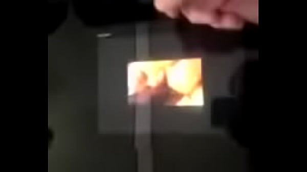 Play MP4 - A friend using my video &semi;&rpar;