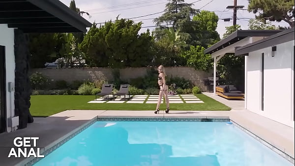 Nonton American Teen Blonde Khloe Kingsley Ass Fucked thumbnail