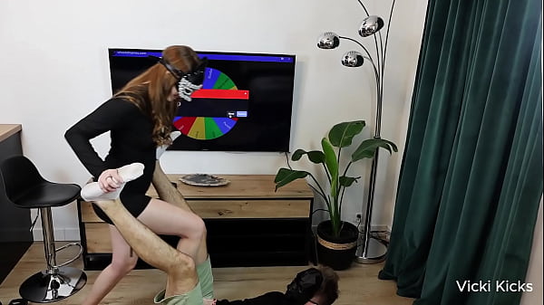 Play MP4 - Wheel of fortune - Round 2&excl;