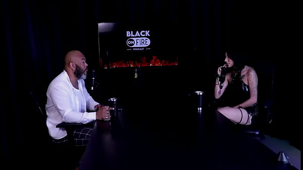 Play MP4 - Gosta de colocar um plug no cu&comma; o preparo que faz pro sexo anal&comma; e se arrependeu de dar o cu - Paty Raven &lpar;WATCH ON&colon; SHEER&sol;RED&rpar;