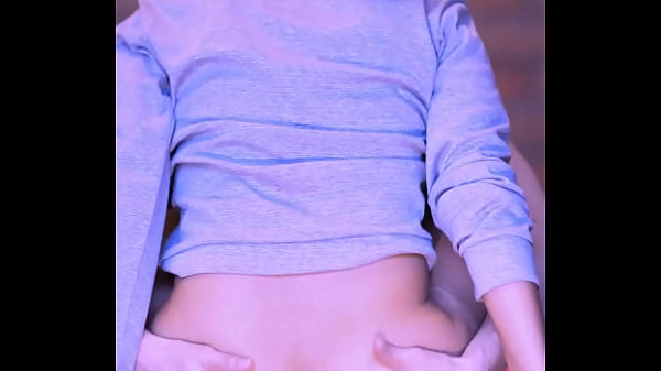 Nonton La Amiga Siempre Aparec&iacute;a En Los Momentos Menos Esperados, Pero Siempre Lograba Avivar La Llama De La Pasi&oacute;n. thumbnail