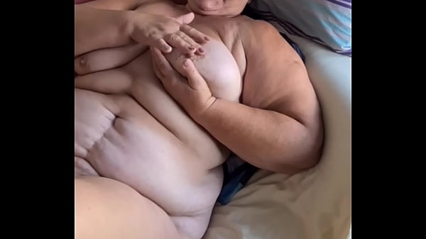 Play MP4 - You don't wanna miss this sexy old fat hairy squirting pussy&period;