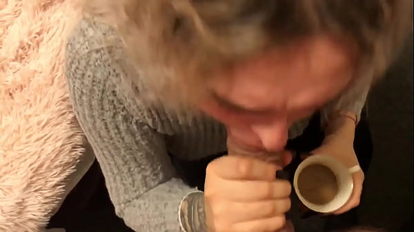 Play MP4 - Blonde cocksucker gets face fucked and then drinks coffee with cum&excl;