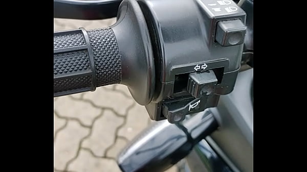 Vendo xre 300 com 8 500 km's 