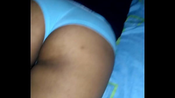 Play MP4 - Espiando a mi mujer 9