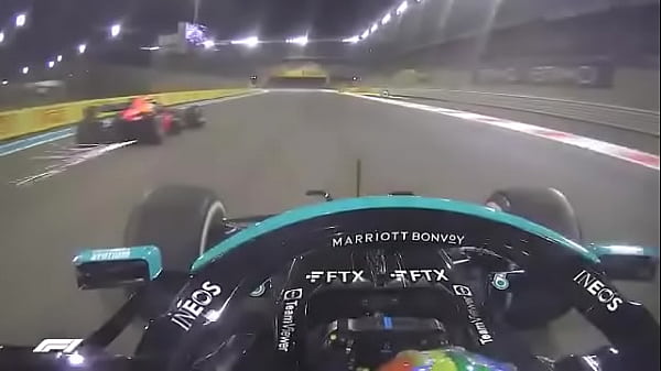 Max botando ovegano_pra mamar na última volta