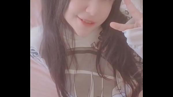 Tiny Girl Masturbating With A Dildo thumbnail