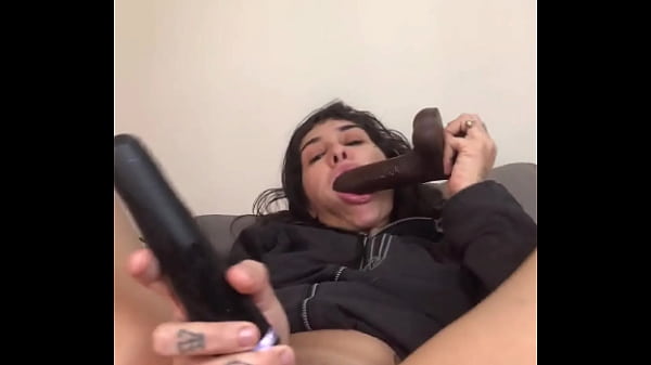 free preview French Cutie Huge Dildos Anal And Squirt in private show 