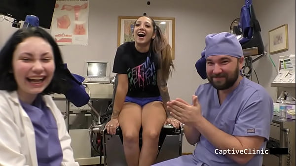 Welcome To Rikers - Stefania Mafra 