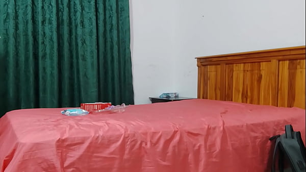 Nonton Student Stays Home And Does Not Attend Her Classes, She Plays With Her New Adult Toy Subtly Massaging Her Vagina thumbnail