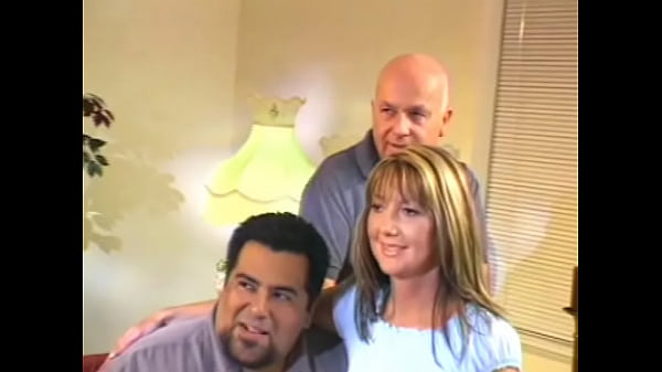 Randy blondchick fucks twoguys