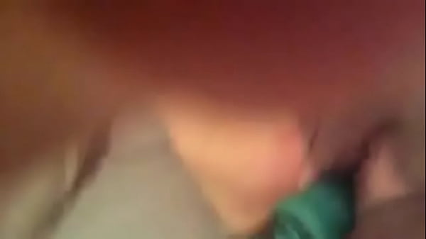 Nonton White Bitch Playing Rough thumbnail
