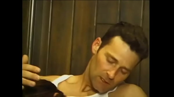 Pretty coed makes blowjob and fucks 