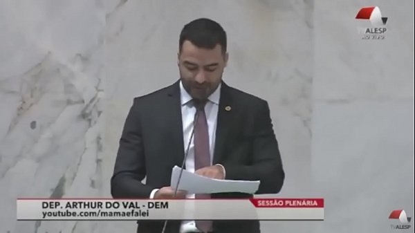 Arthur mamaefalei comendo cu de deputados
