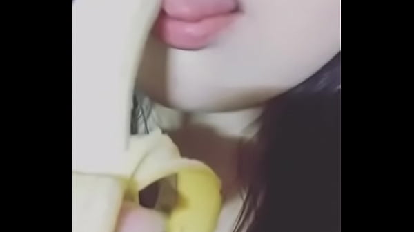 Play MP4 - estudiante de s&period; practicando&excl;&excl;&excl;