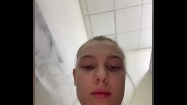 Play MP4 - First time fucking anal in the public