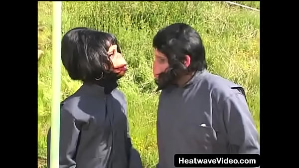 Play MP4 - Fucked in a cage