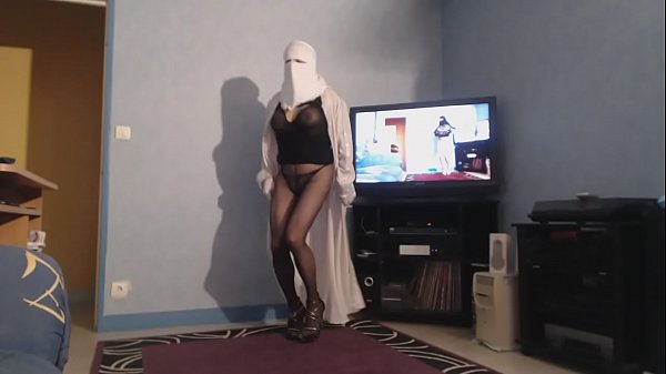 big ass muslima in niqab 