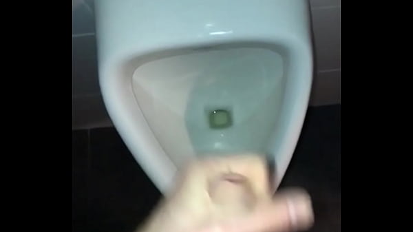 Play MP4 - Public toilet