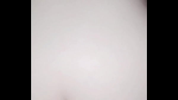 Play MP4 - Pawg Hippie rides cowgirl