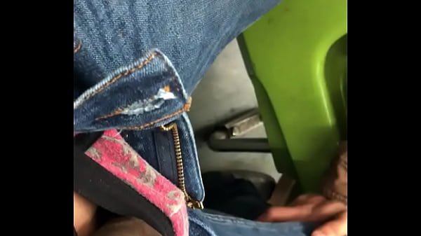 Me la chupa en el metro 