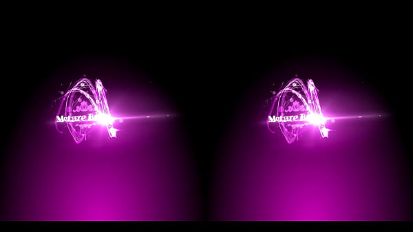 Maturereality oldie toying her pussy with dildo