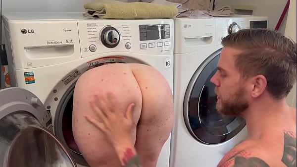 Step Mom Gets Stuck thumbnail