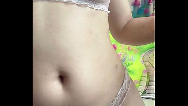 petite body of hana