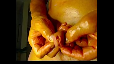 Loganhuge - Naked, wet, Oil Show! Grinding, super wet pussy finger fucking! Slutty fem whore action! sheer.com/loganhuge