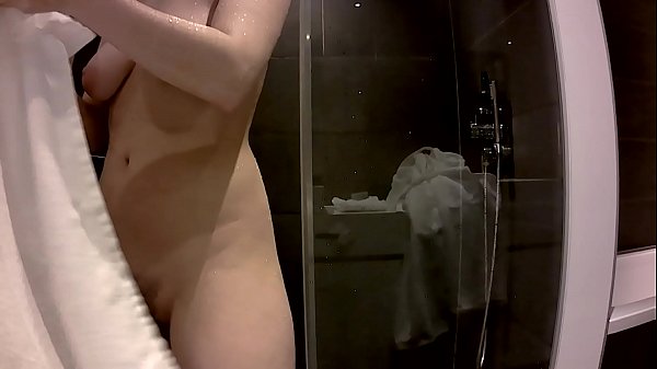 Daily rutine in the bath with antonia