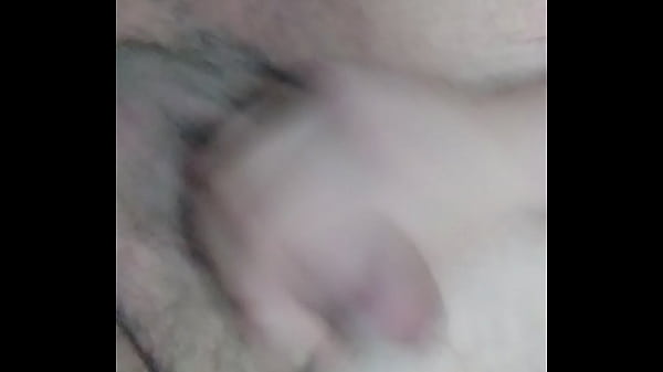 Enfiando consolo no meu cu