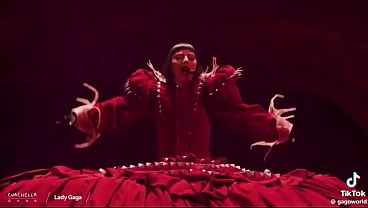 Lady gaga week 2 lady gaga se apresenta no c 