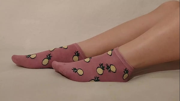 Nonton Those Socks Are Lit thumbnail