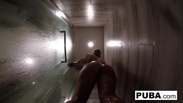 Brunette babe gets wet 