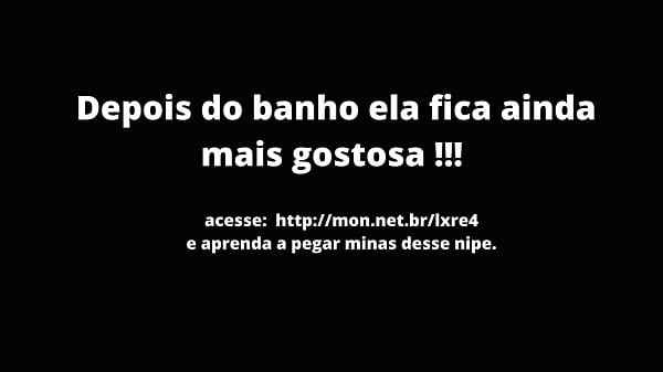 Gostosase enxugando depois do_banho mandou o vídeo para me provocar Safada