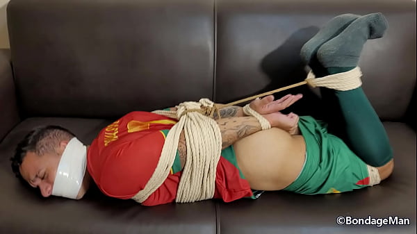 Play MP4 - Bielzinho tied up very tight and gagged cumming bondage scene first experience &vert; PREVIEW