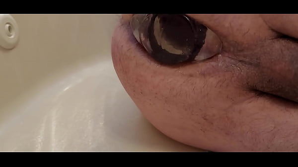 dilating my mancunt with a clear plug 