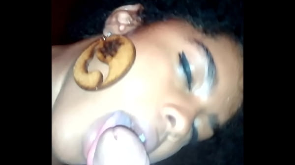 Moreninha Chupando_Gostoso