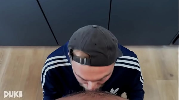 Play MP4 - Straight blokes are always looking for a mouth to worship their cocks&period;&period;&period; who am I to deny them of that&quest;   Video o&period;&period;&period;