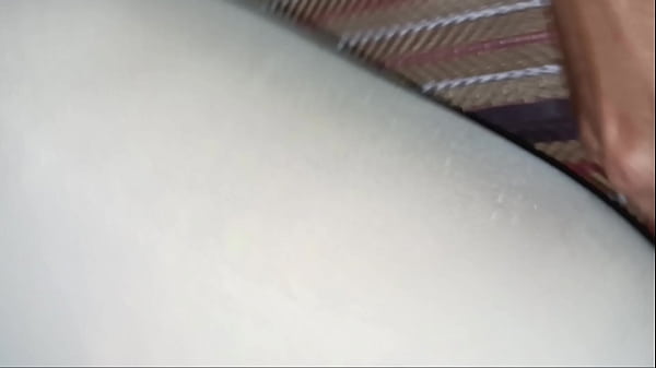 I like it when it hits me hard in the pussy i love it 