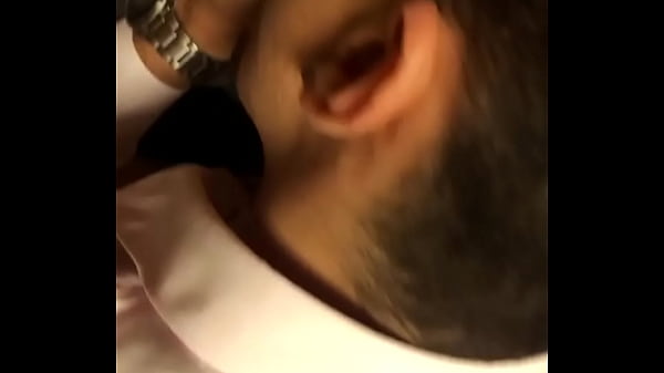 Safado mamando no Banheiro do Shopping 