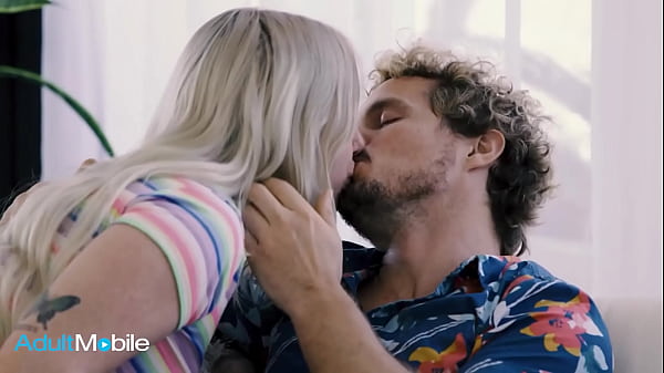 Play MP4 - ADULTMOBILE - Curvy Dixie Lynn Always Had The Hots For Her Step Brother Robby&comma; Today She Finally Takes Her Chance