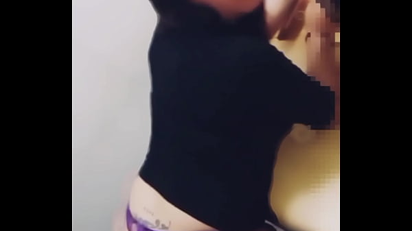 Play MP4 - ay Papi as&iacute; Dame Como una putita quiero tu lechita