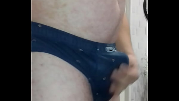 Moje nowe slipy do zalewania spermą