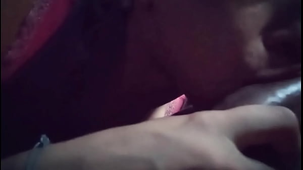 Ela Se Pos A Mamar Na Viagem De Onibus thumbnail