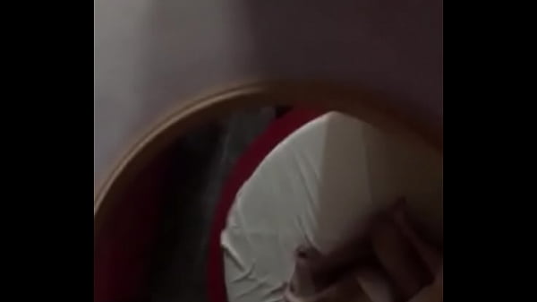 Dando para o loirinho novinho 