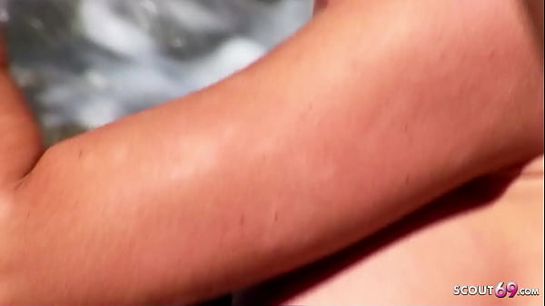 CUTE COLLEGE GIRL CHLOE DELAURE ANAL DP_BEACH THREESOME SEX