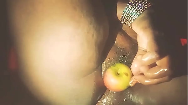 Play MP4 - Desibhabhi Fucking with banana