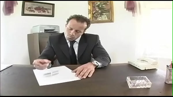 Nonton Lucky Loves It Raw thumbnail